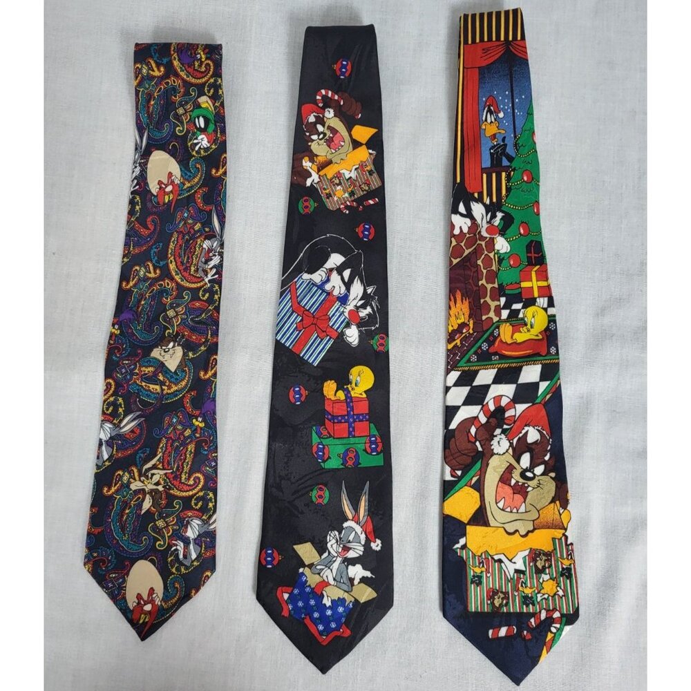 Vintage Looney Tunes Tie Bundle 1990s Paisley Holiday Tweety Bugs Bunny Taz Work